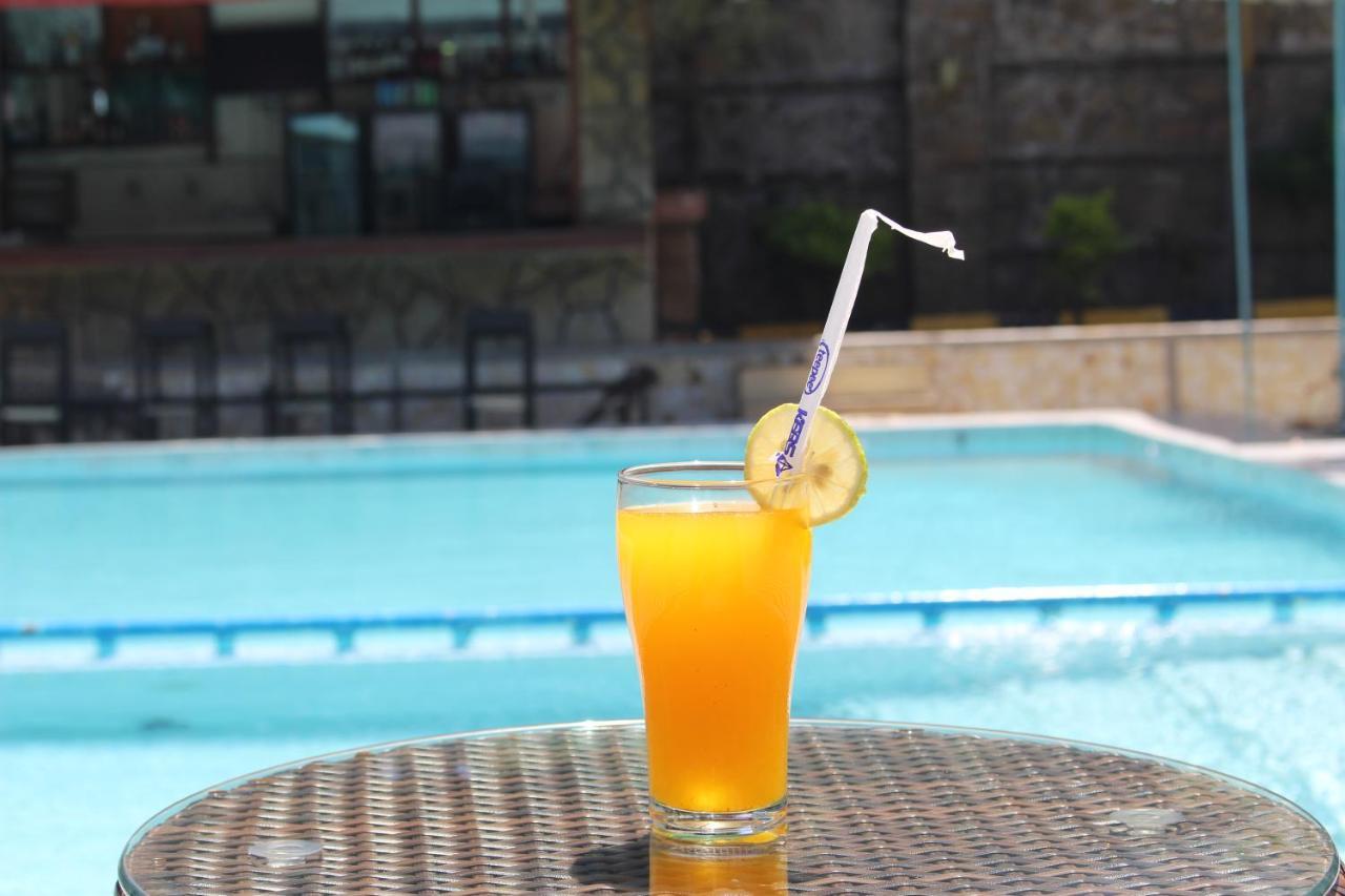 Chamiachi Hotel & Apartments Bamburi Εξωτερικό φωτογραφία
